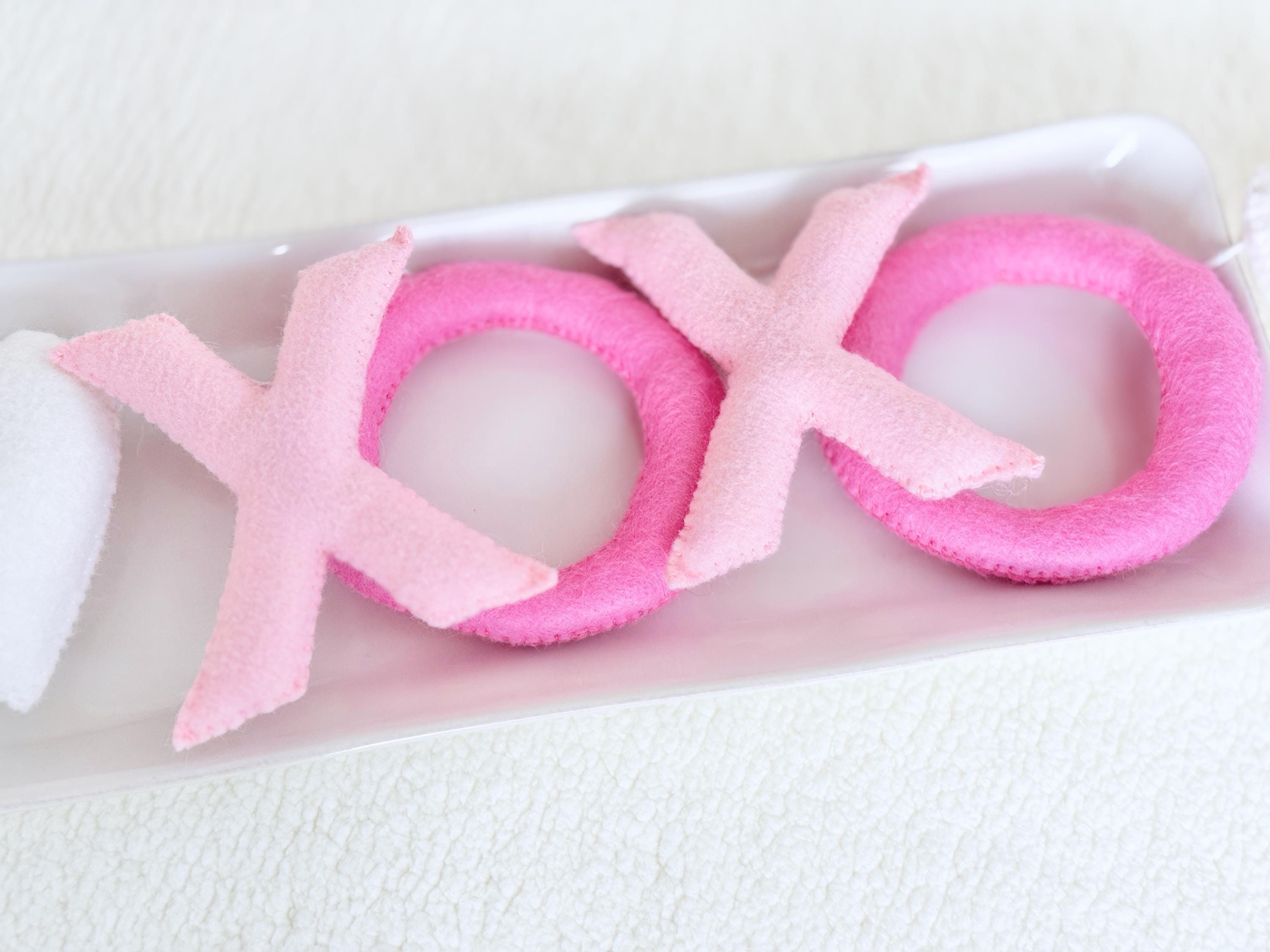 Pink XOXO Felt Letters Valentine Garland : Nursery Bookshelf Decor