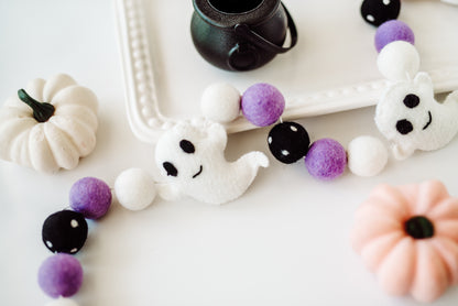 Soft Spooky Ghost Felt Halloween Garland