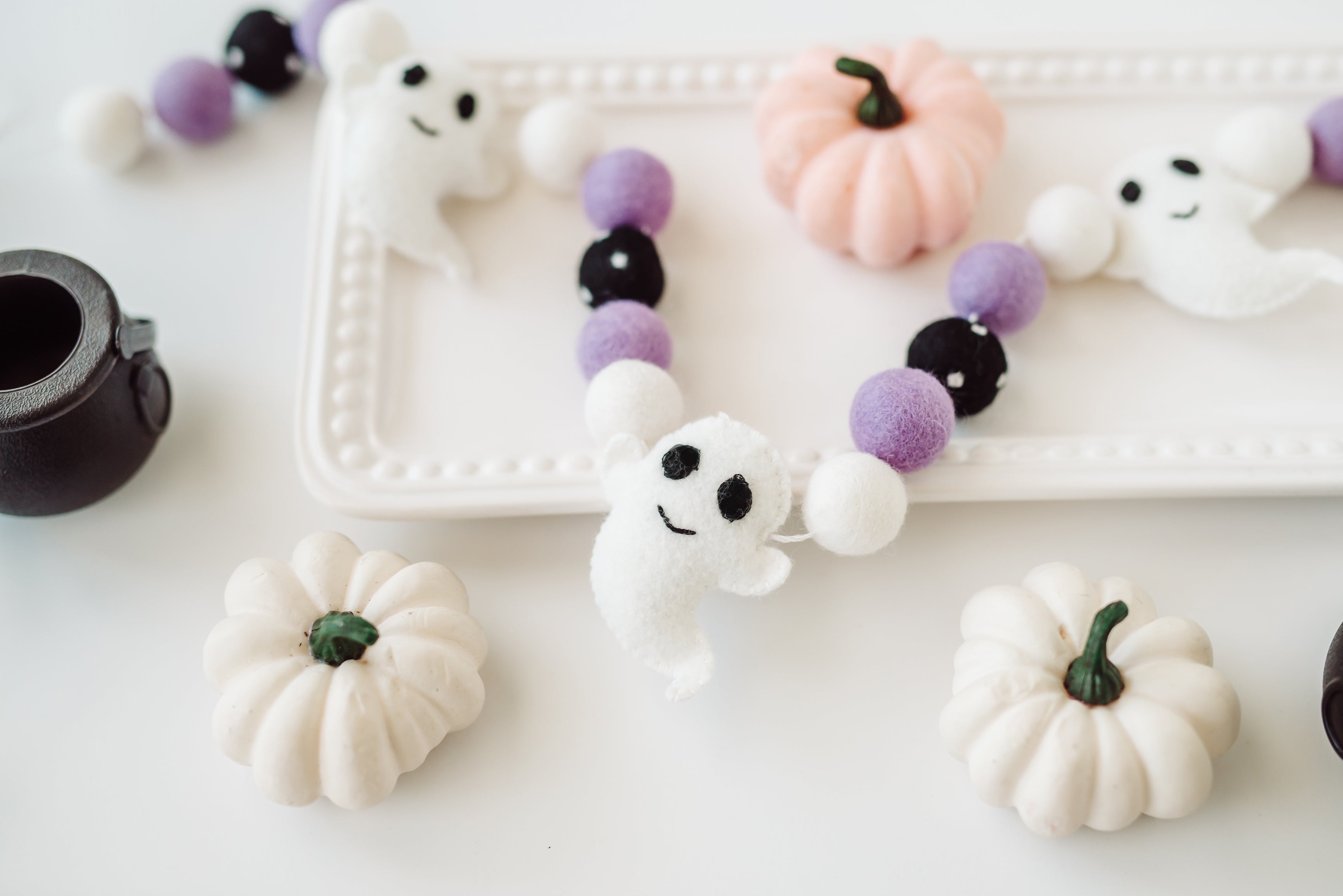 Soft Spooky Ghost Felt Halloween Garland