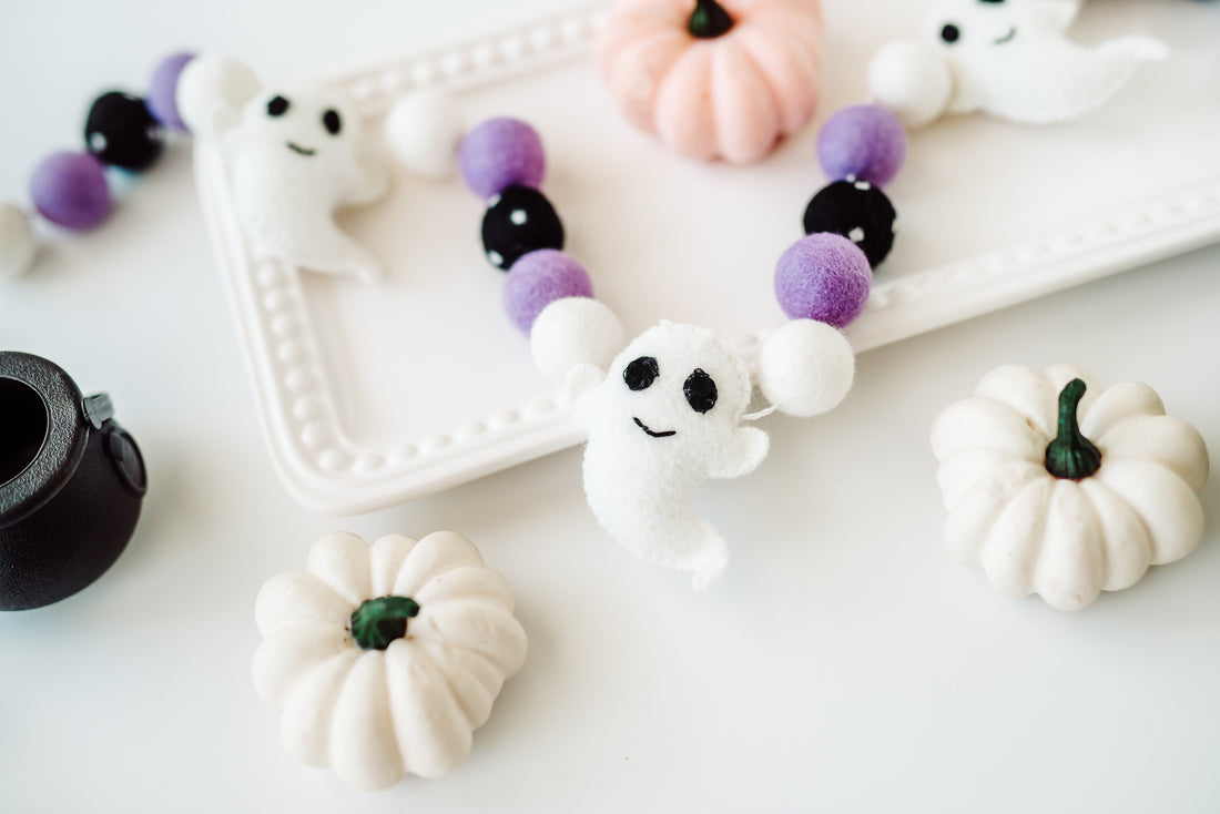 Soft Spooky Ghost Felt Halloween Garland