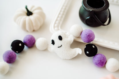 Soft Spooky Ghost Felt Halloween Garland