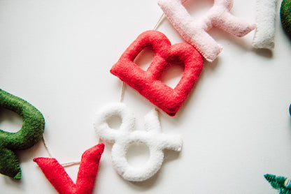 Merry and Bright Sign, Felt Christmas Garland for Mantle, Christmas Banner Garland, Christmas Mantel Decor