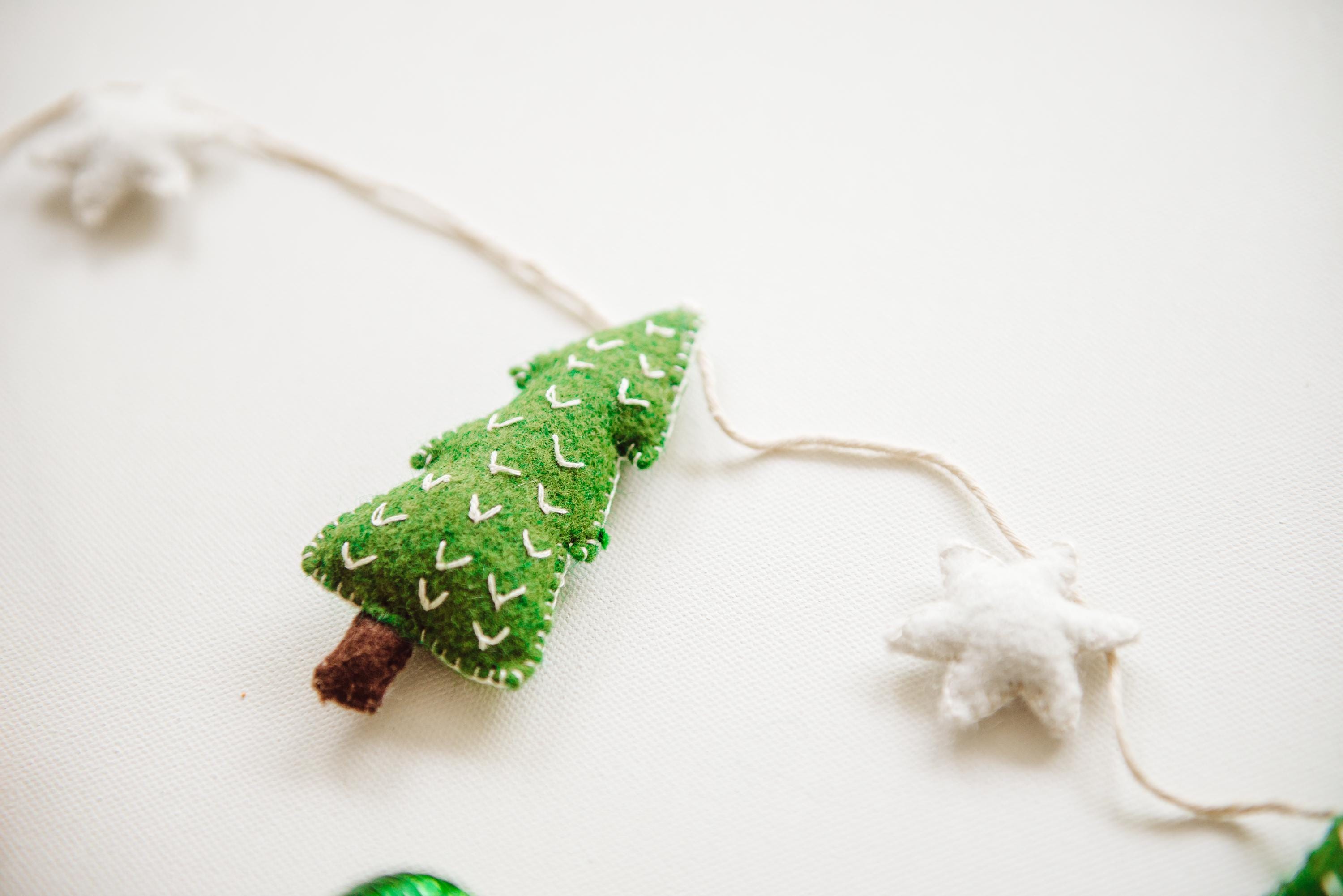 Christmas Tree Garland, Felt Christmas Decorations, Christmas Mantle Garland, Christmas Mantel Decor
