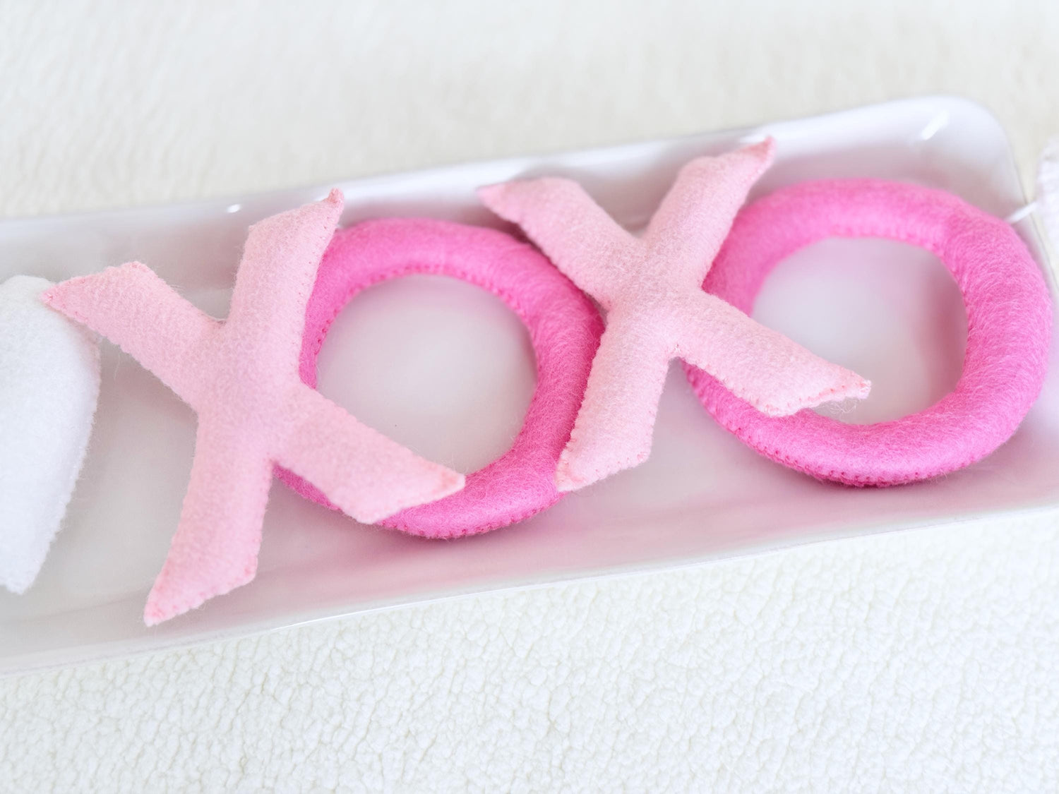 Pink XOXO Felt Letters Valentine Garland : Nursery Bookshelf Decor