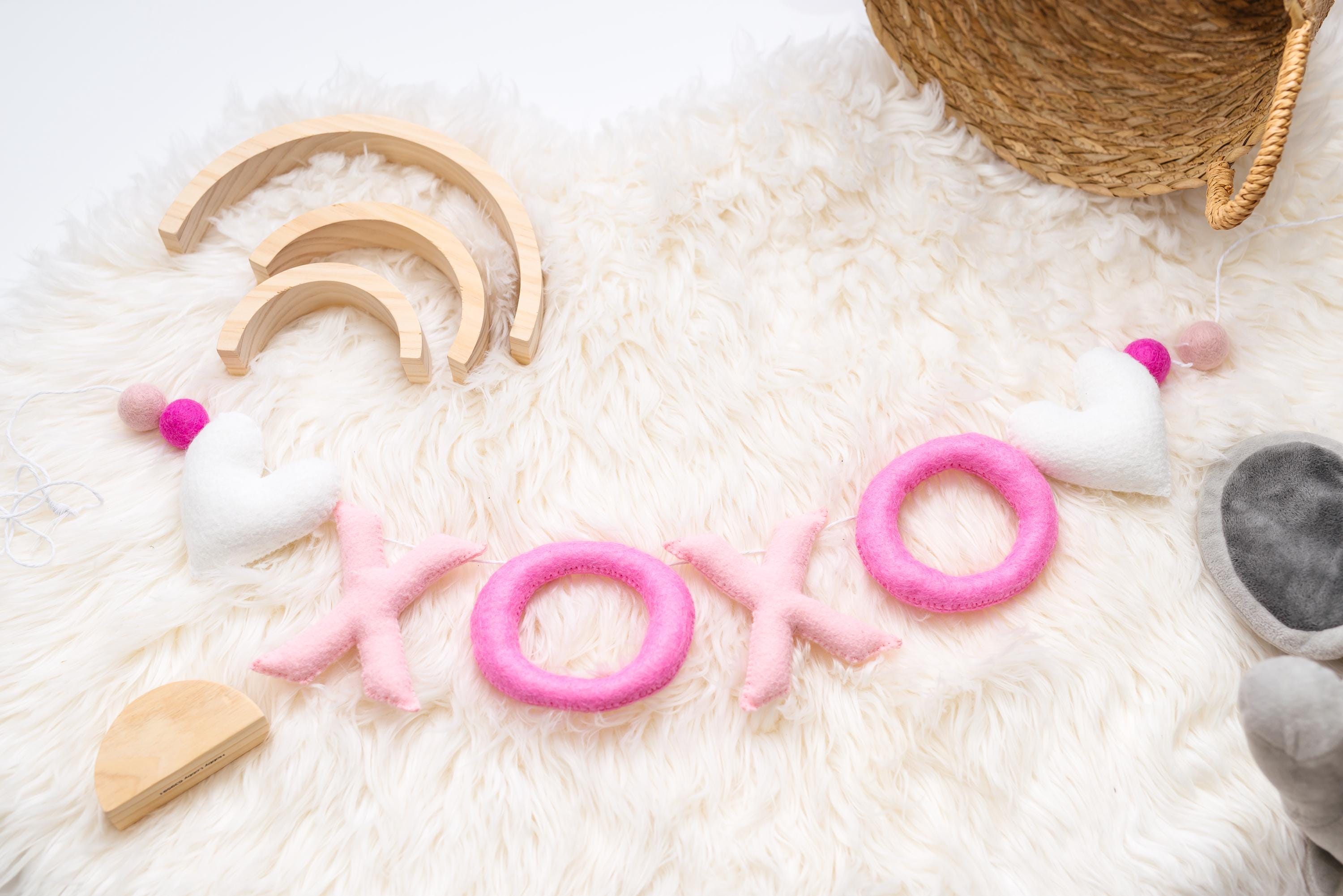 Pink XOXO Felt Letters Valentine Garland : Nursery Bookshelf Decor
