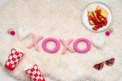 Pink XOXO Felt Letters Valentine Garland : Nursery Bookshelf Decor