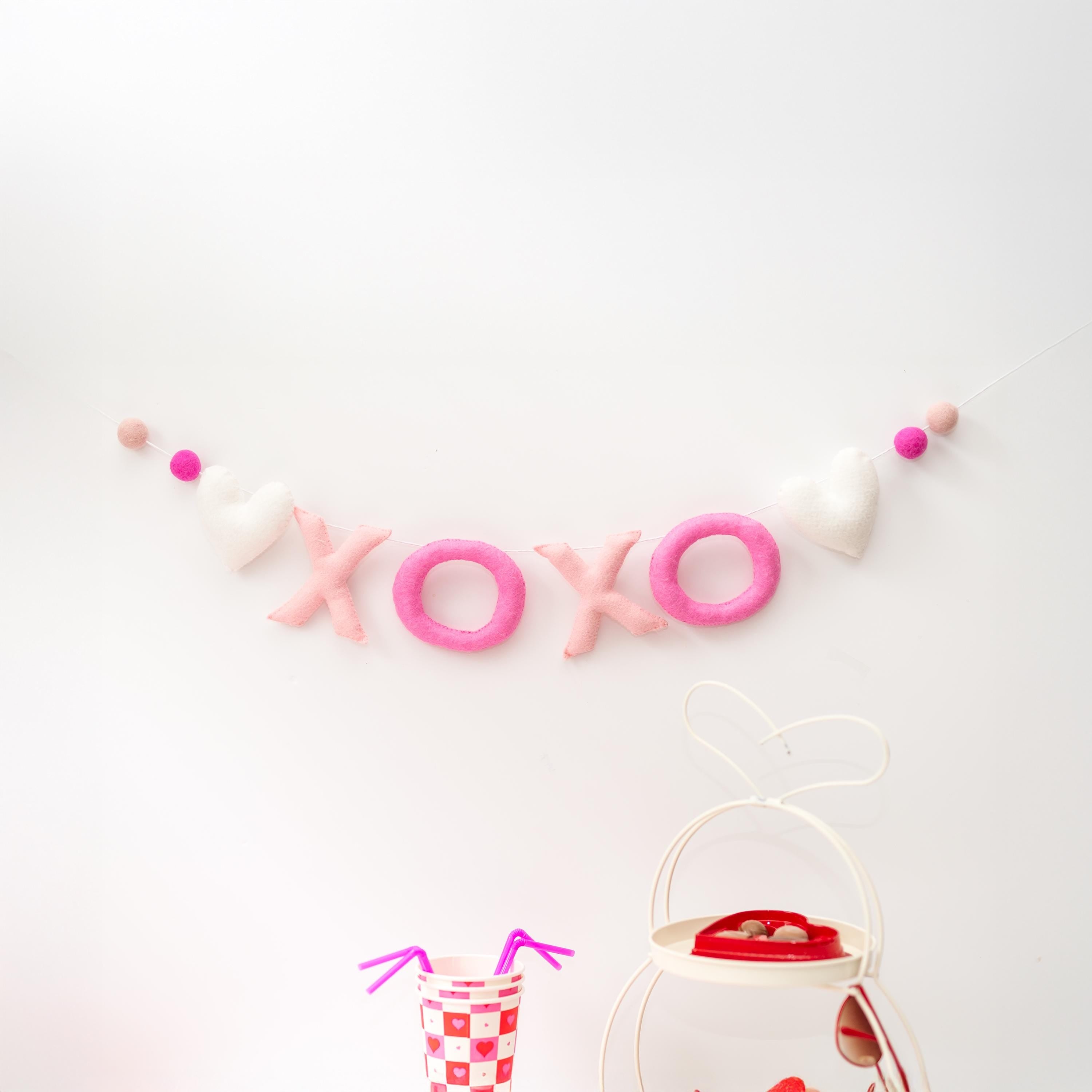 Pink XOXO Felt Letters Valentine Garland : Nursery Bookshelf Decor