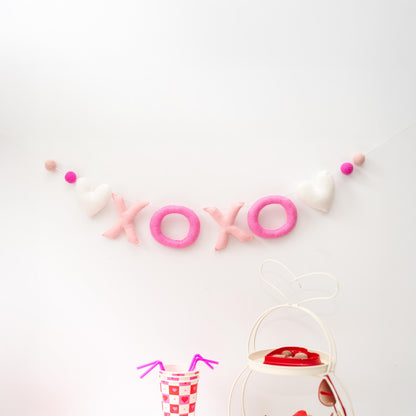 Pink XOXO Felt Letters Valentine Garland : Nursery Bookshelf Decor